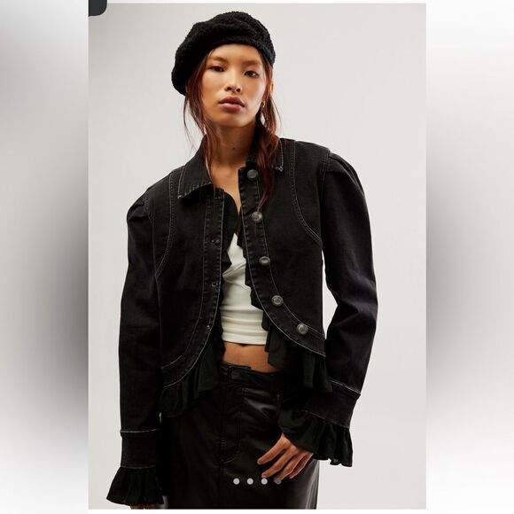 Free People Suki Black denim Jacket NWOT Medium - Picture 2 of 12
